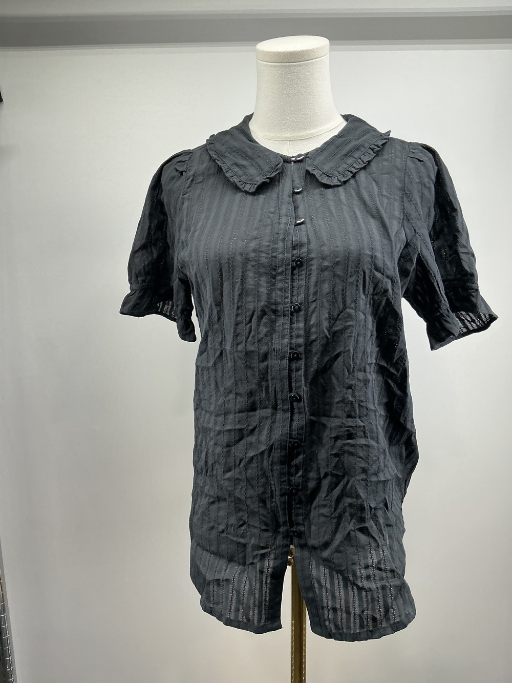Embroidered Cotton Ruffle Collar Short Sleeve Blouse